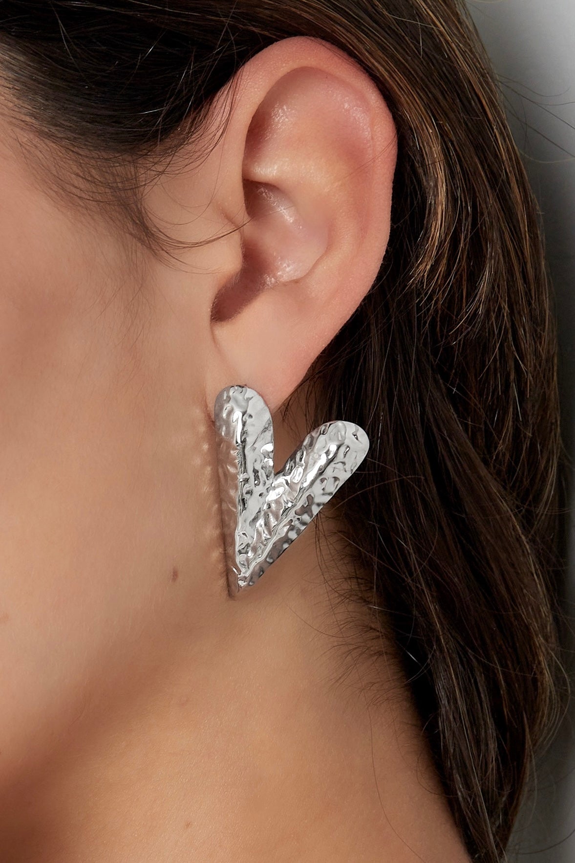 Heart studs