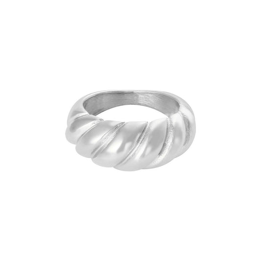 Croissant Ring