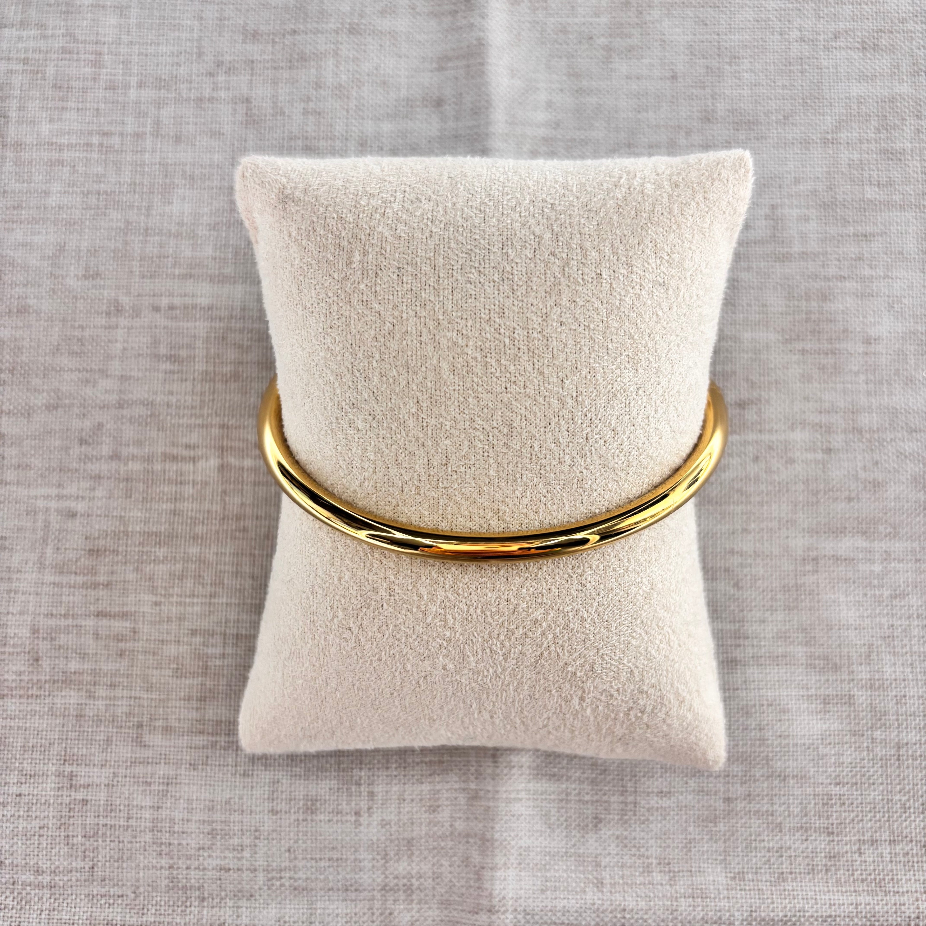 Just a bangle - Bracelet