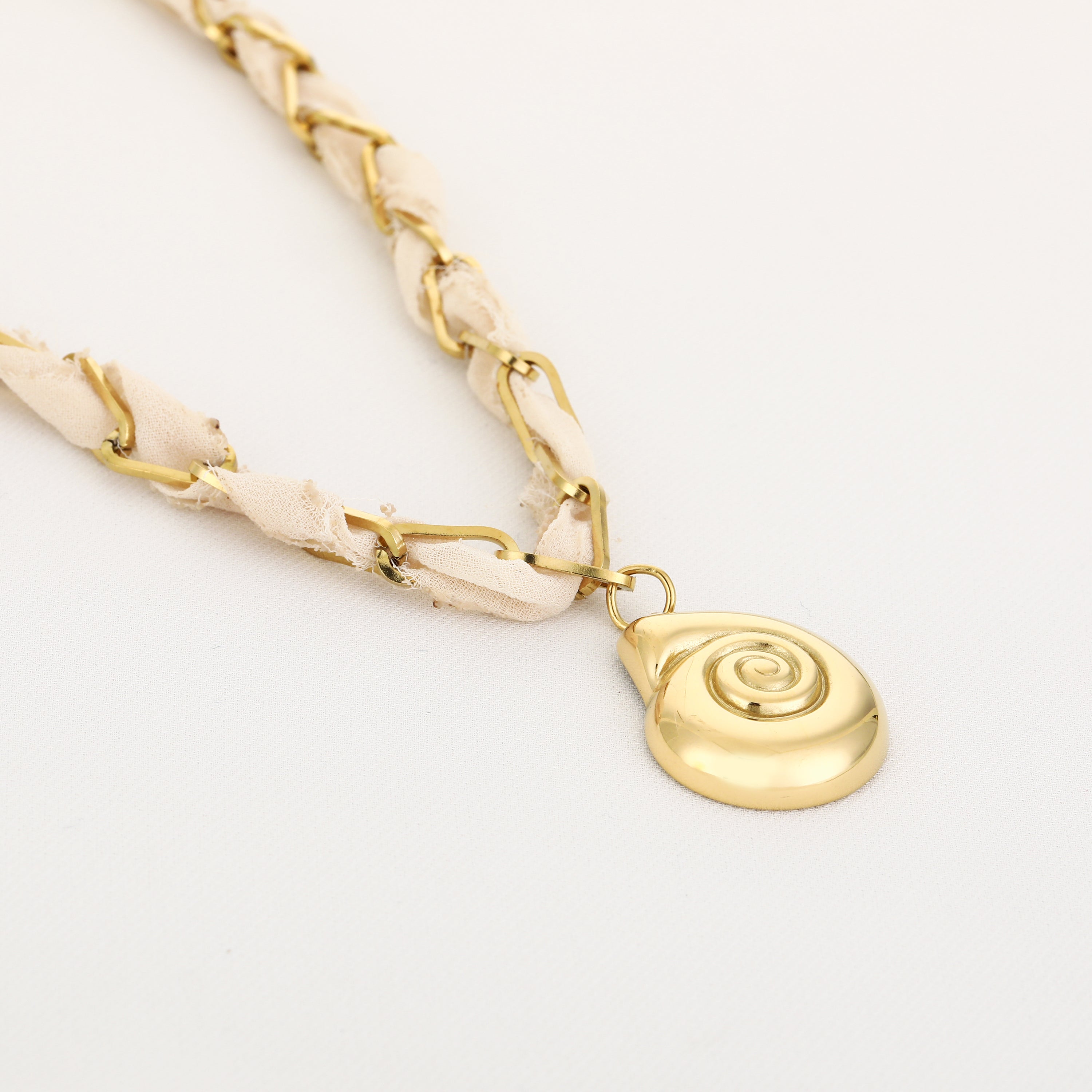 Fossil - Necklace Beige